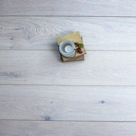 Приклад відбілювання паркету